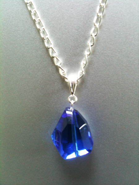 pendentif cristal andara merlin bleu cristaux andara